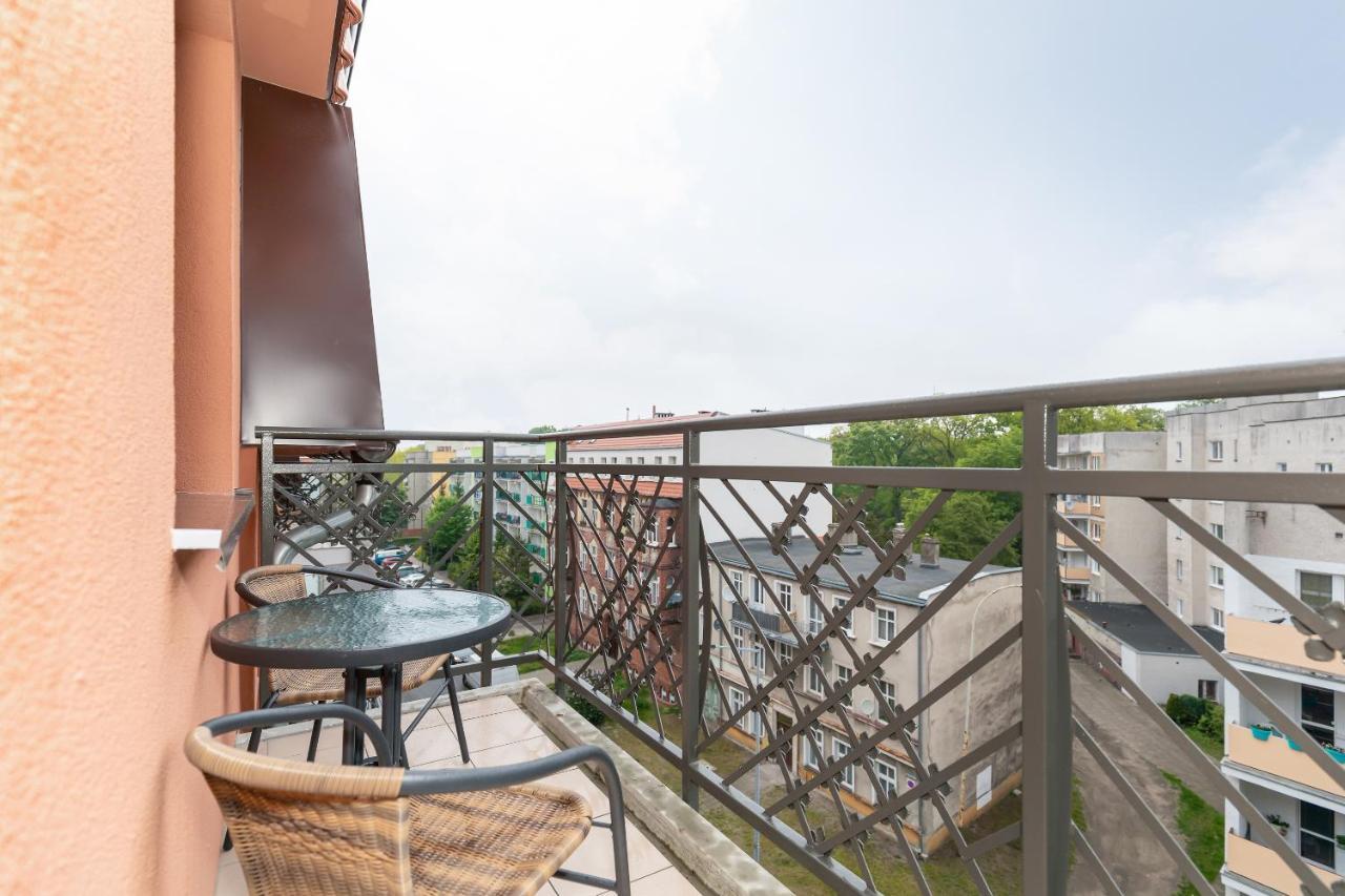 Wind Rose Quarter Apartments By Noclegi Renters ชวีโนวิชแจ ภายนอก รูปภาพ
