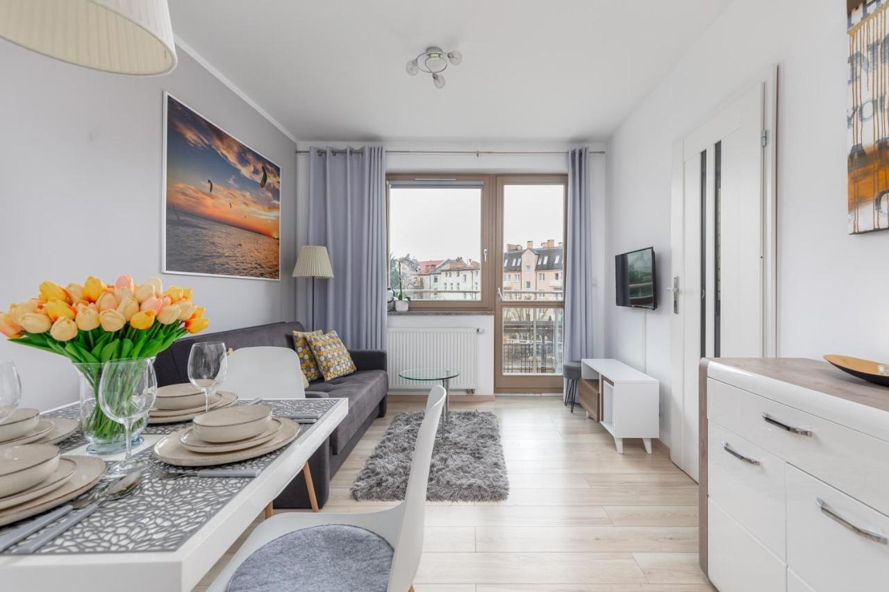 Wind Rose Quarter Apartments By Noclegi Renters ชวีโนวิชแจ ภายนอก รูปภาพ